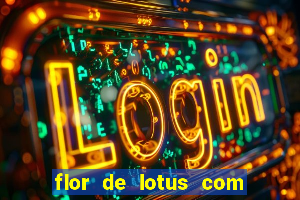 flor de lotus com lua tatuagem